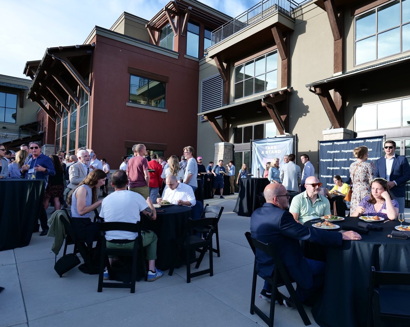 Post-pitch dinner reception